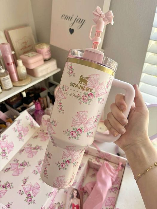 Stanley termo termos issiqni saqlaydi Orginal upakovkada .  36 $ dan