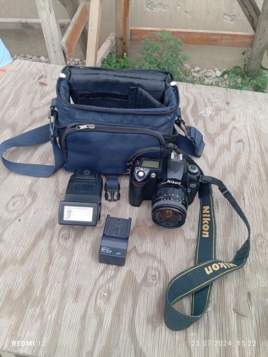 Фотоаппарат профессиональный Nikon D70