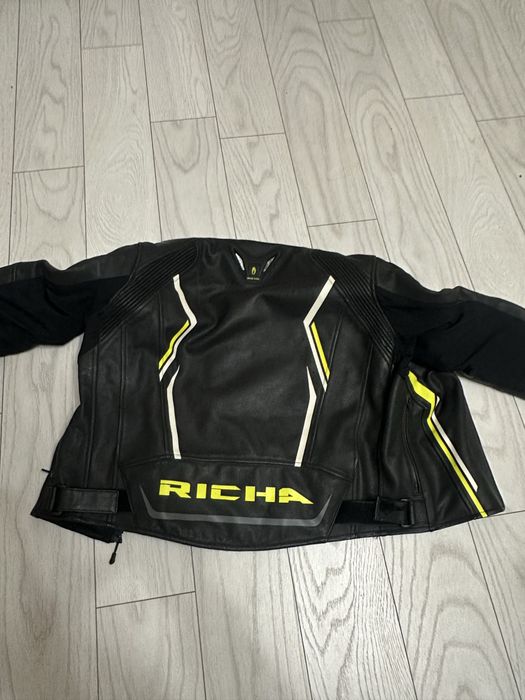Richa 50eu Яке