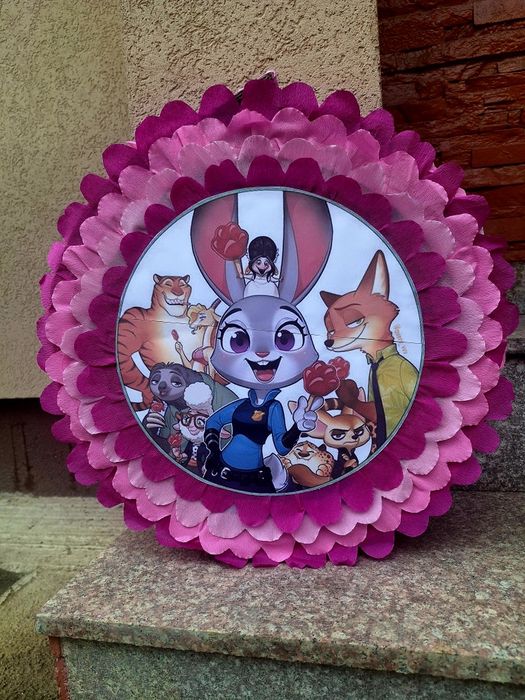 Pinata petreccere. Oricce modeel