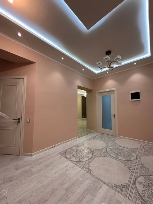 Продается квартира дуплекс, 208квм