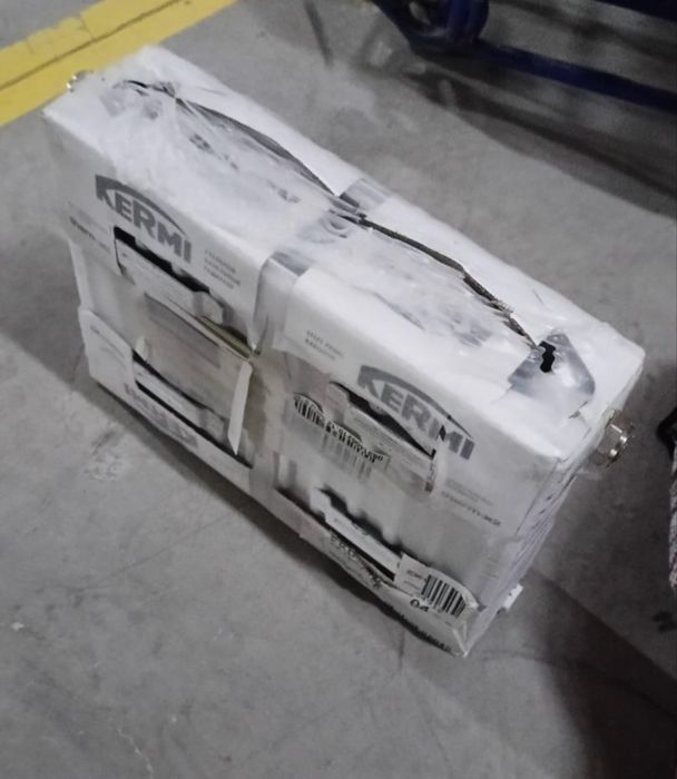 Продам батарею Kermi