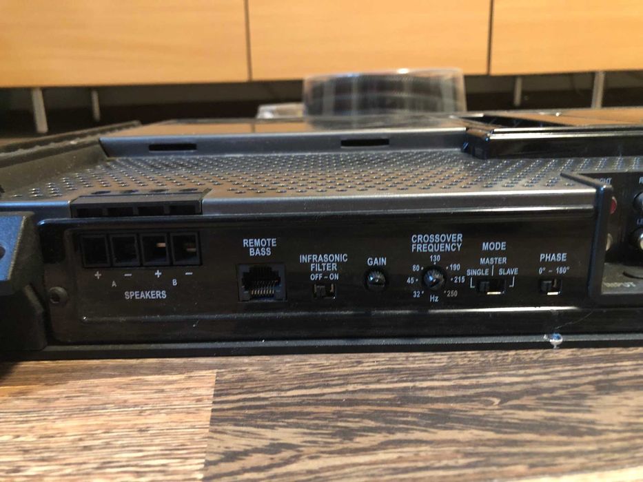 Statie amplificare auto - Rockford Fosgate - 2000W