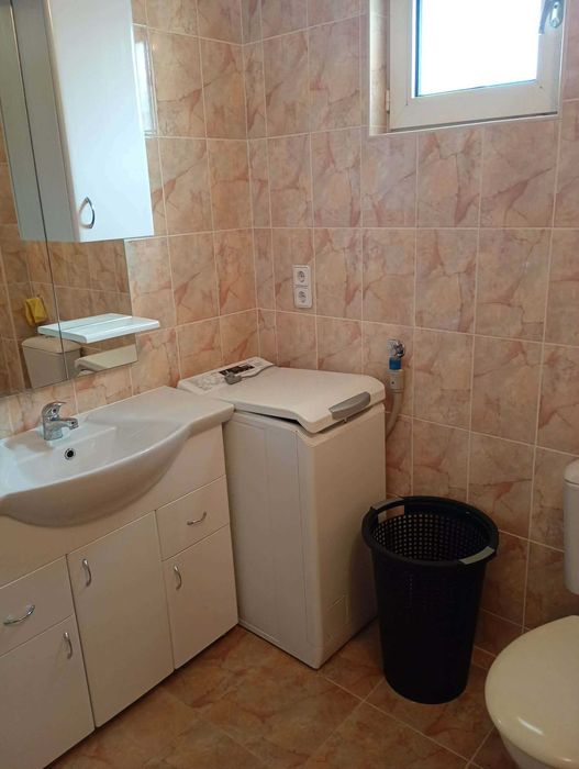 Дава се под наем Етаж от къща в Варна, Бриз - 80 кв.м за 498.27 € - Снимка #1