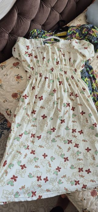 Продам платья по низкой цене