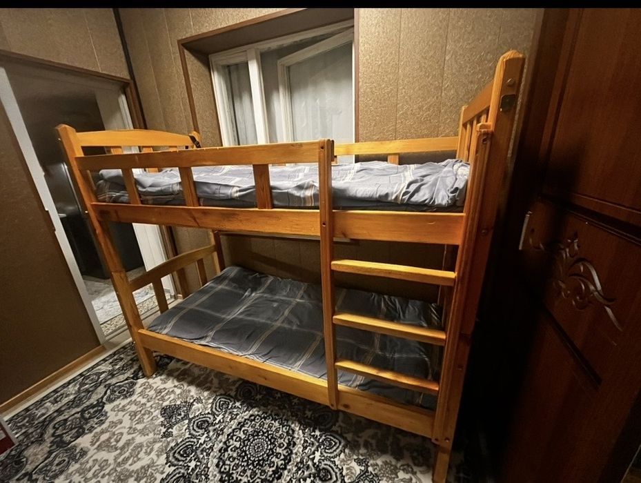 Кроват сотилади. Катталар ва болалар кровати