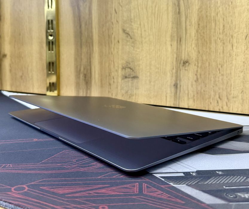 Macbook Air M1 8/256GB 100% 3 цикл