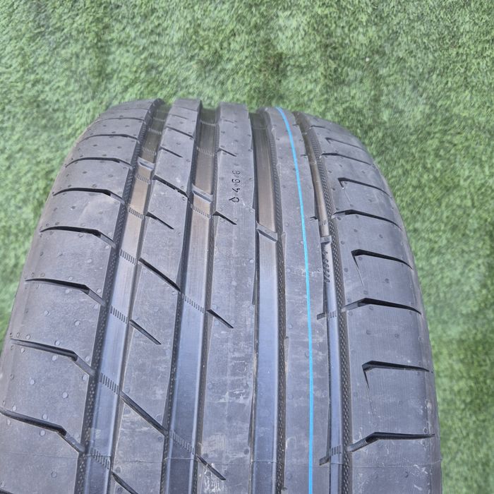 245 35 20 Nokian O bucată nouă