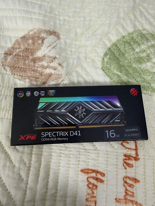 Оперативная память Adata XPG Spectrix D41, DDR-4 RGB 16Gb