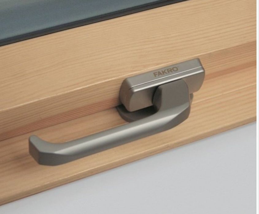 Мансардные окна Факро