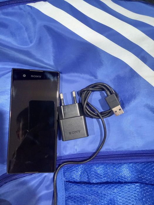 Продам телефон sony Xperia g3112