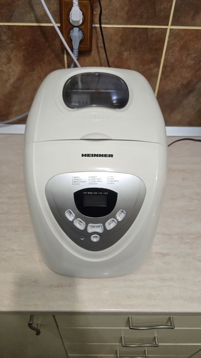 Masina de paine Heinner in Garantie