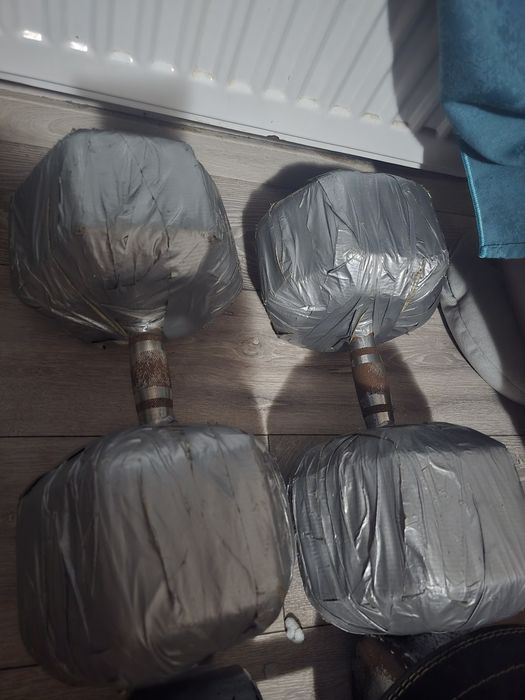 Vand 2 gantere 50 kg fiecare
