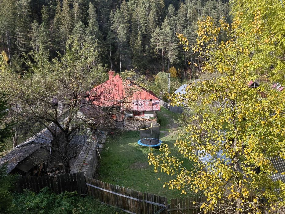 Casa de vanzare la munte