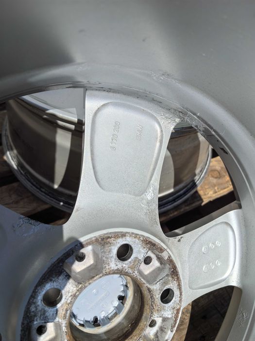 18 цола 5 х 120 мм БМВ Х5 - Е70 - 8,5 Инча / ЕТ 46 - Само 2 броя