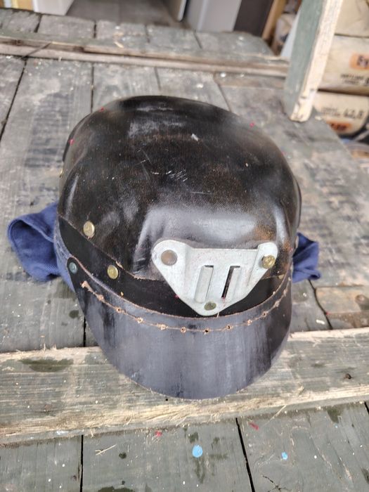 Cască de miner de pe vremea comunistă