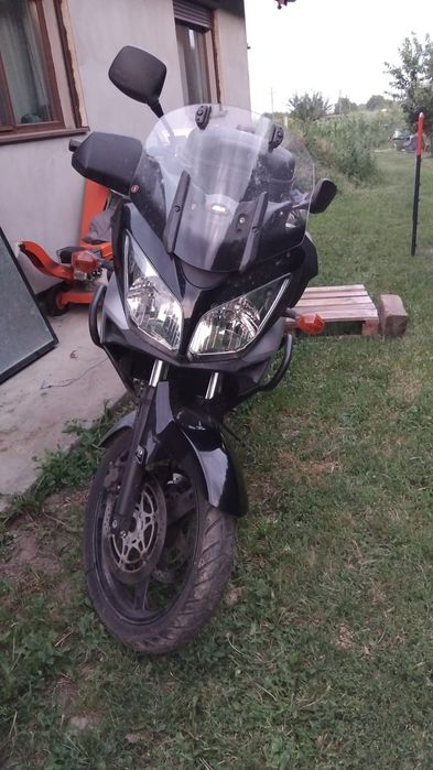 Motocicleta Suzuki V-Strom