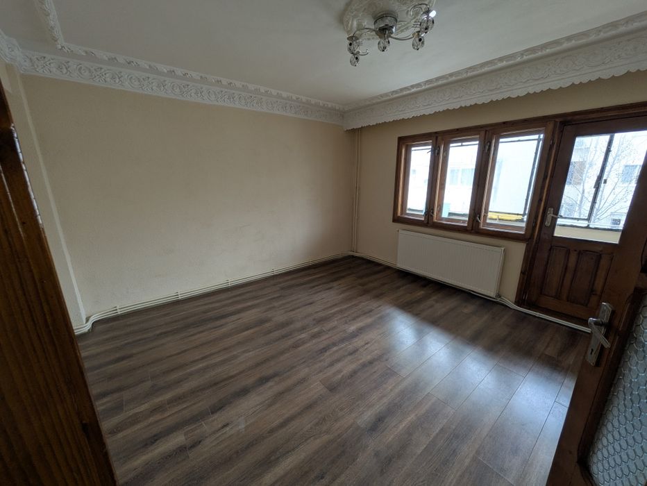 Apartament 2 cam dec Garii cu Dorobanti