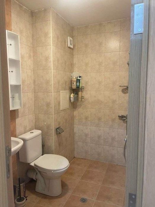 Дава се под наем Двустаен апартамент в София, Дианабад - 72 кв.м за 611.49 € - Снимка #5