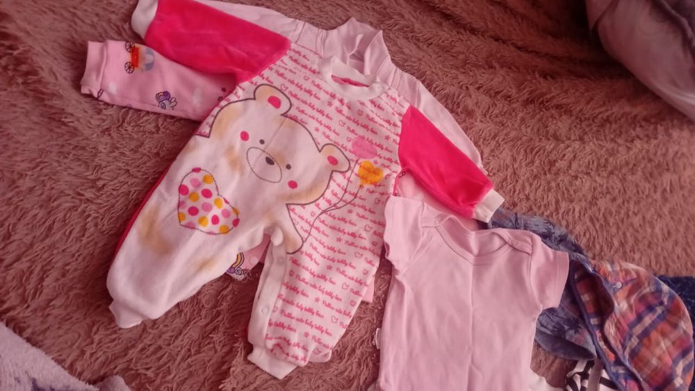 Отдам вещи на девочку