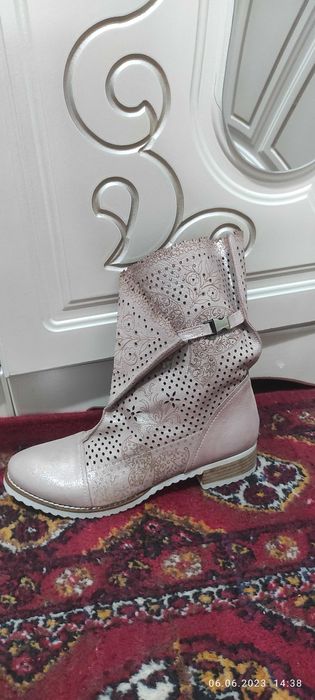 Турецкий новые ботинки 37-размкр