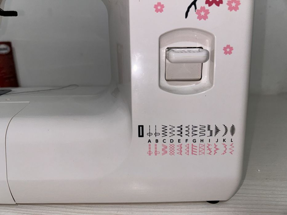 Janome legend LE 35 швейная машина