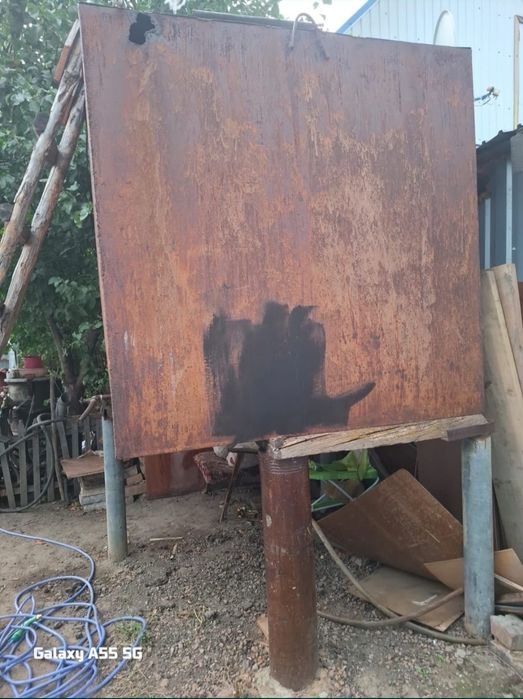 Продам бачку для воды
