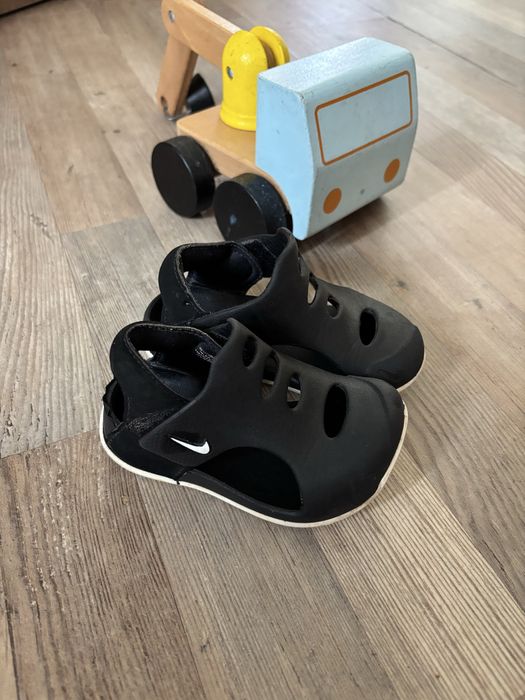 NIKE Сандали SUNRAY PROTECT 3 за трева, пясък и басейн