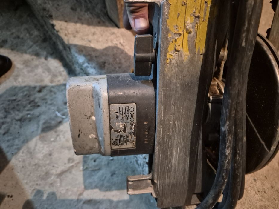 Circular de mana Elu / Dewalt