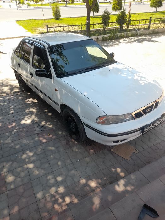 Продается машина нексия