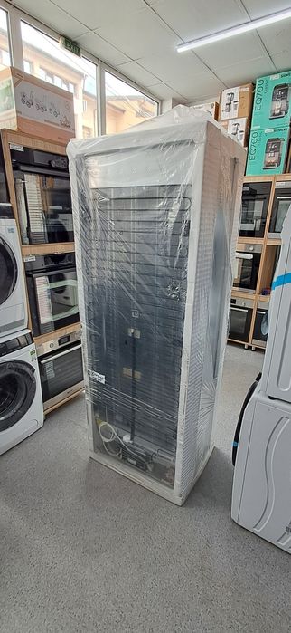 Frigider Electrolux KNR7T75T 376l incorporabil 70cm