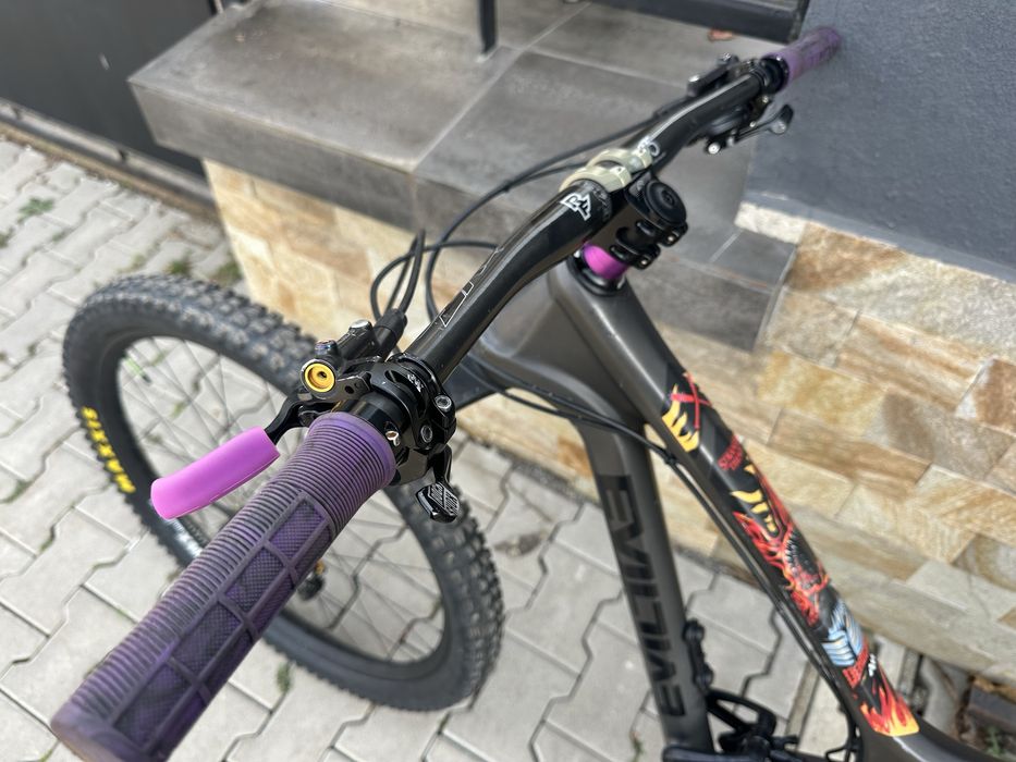 Evil Insurgent Carbon L 29 2021