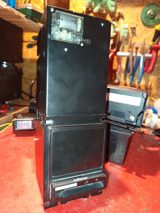 Cititoare bacnote NV 10