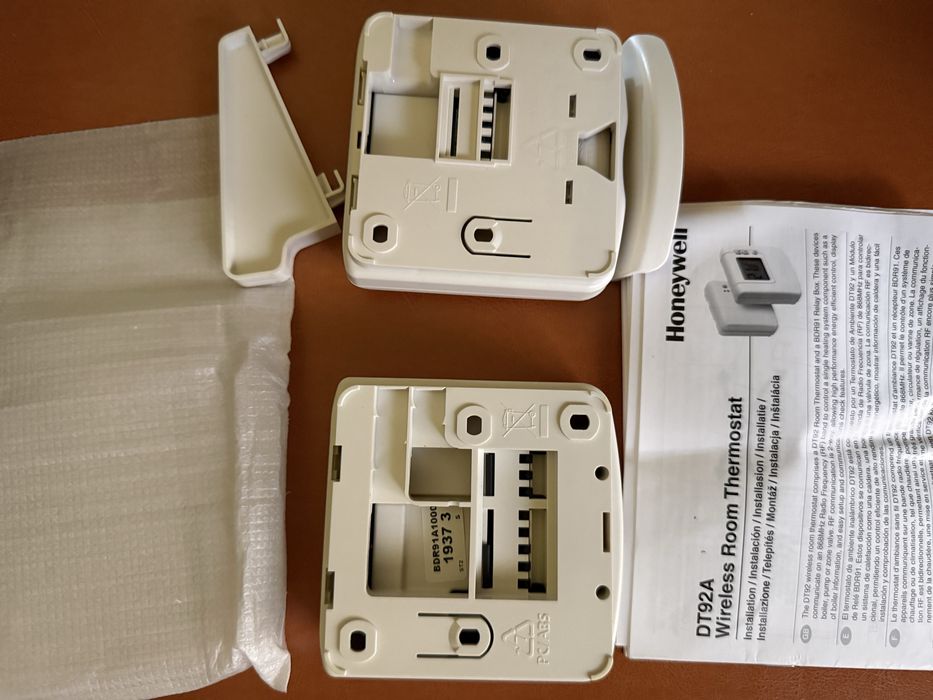 Termostat wireless Honeywell DT92