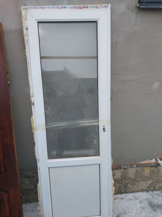 Пластик есік сатылады размер 70см