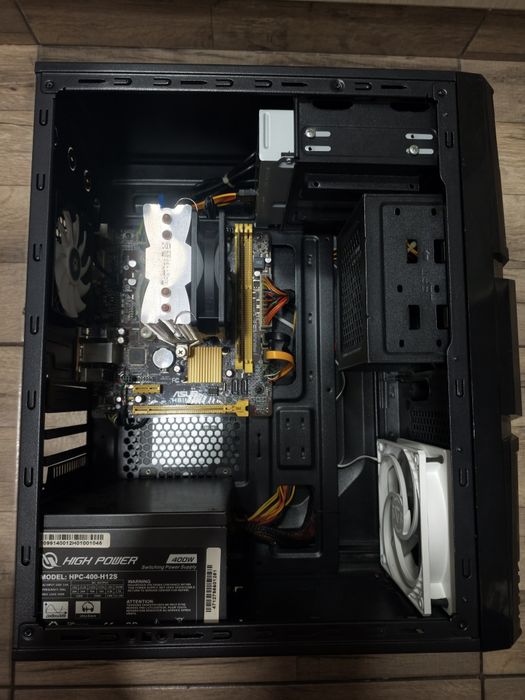 Sistem PC Office / Kit Asus H81M-R LGA 1150 + Intel G3220 + 8GB DDR3 Zeppelin + Sursa Sirtec 400W + Zalman T3