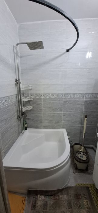 Продается 4 комнатная квартира