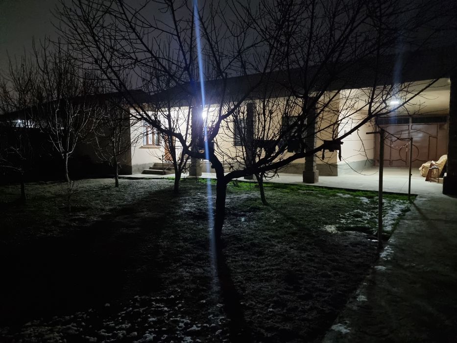 Тайёр  6 хонали уй сотилади...