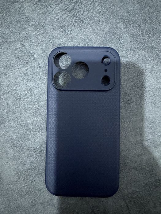 Продам iPhone 17 pro 256 GB синий. Новый!