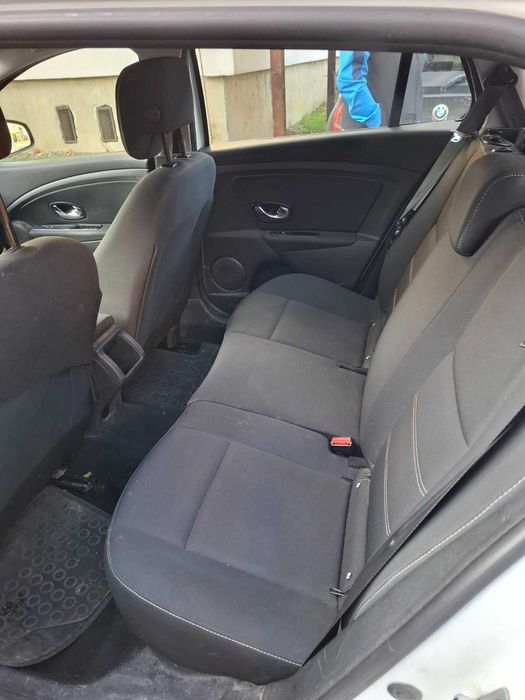 Renault Megane /2015/diesel/clima/revizii la timp/stare buna