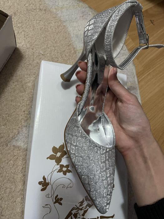 Сребърни Бални Токчета