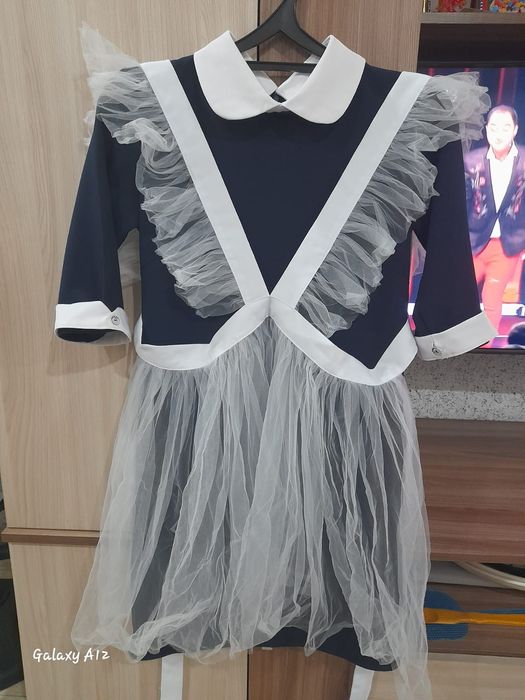 Школьная фрма новая