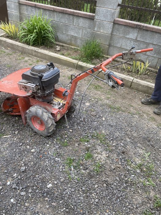 Motocositoare cu cutite circulare