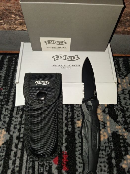 Cutite vânătoare,bricege,topoare,lanterne