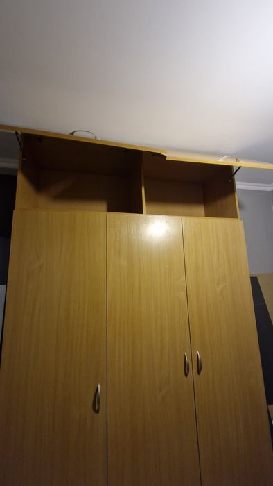 Продается шкаф, торг уместен