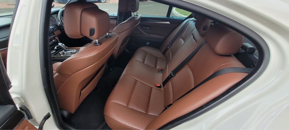 BMW 5 Series 2011 — imagine 3