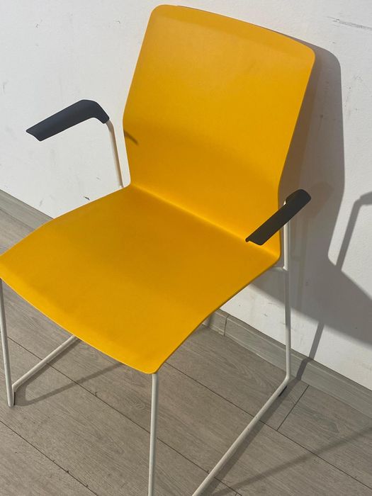 11 Buc. Scaun tip Scoică Sală de Mese