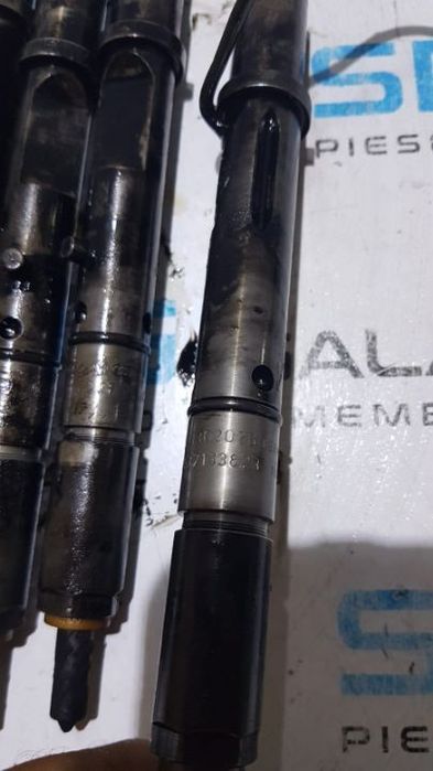 Injectoare VW Passat B5.5 2.5TDI 2000 - 2005 COD : 059130202B / 059 130 202 B