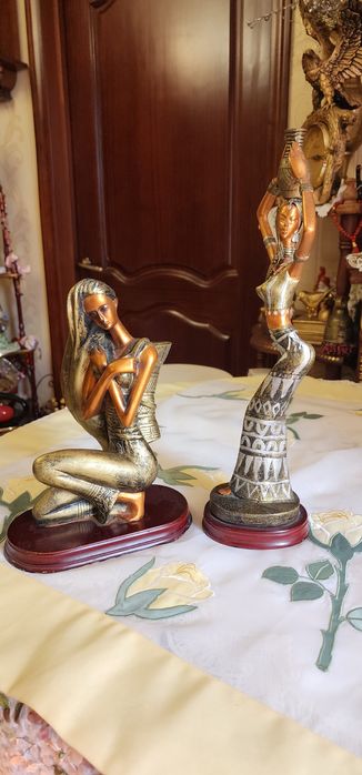 Статуэтки Африканки