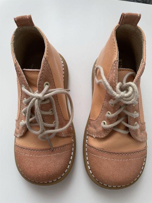 Ghete fetite neimblanite piele naturala marimea 24